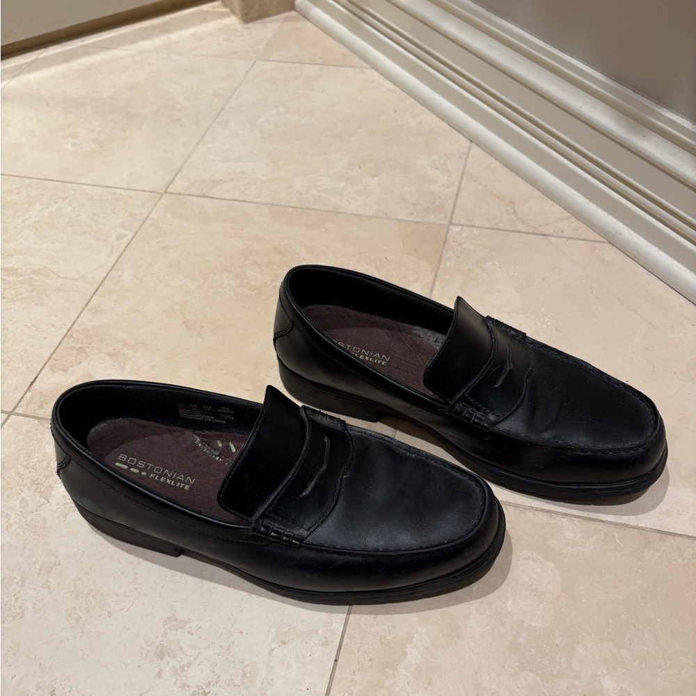 Men’s Bostonian loafers (1)